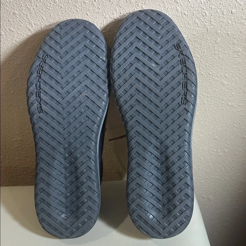 Sketchers Size 10